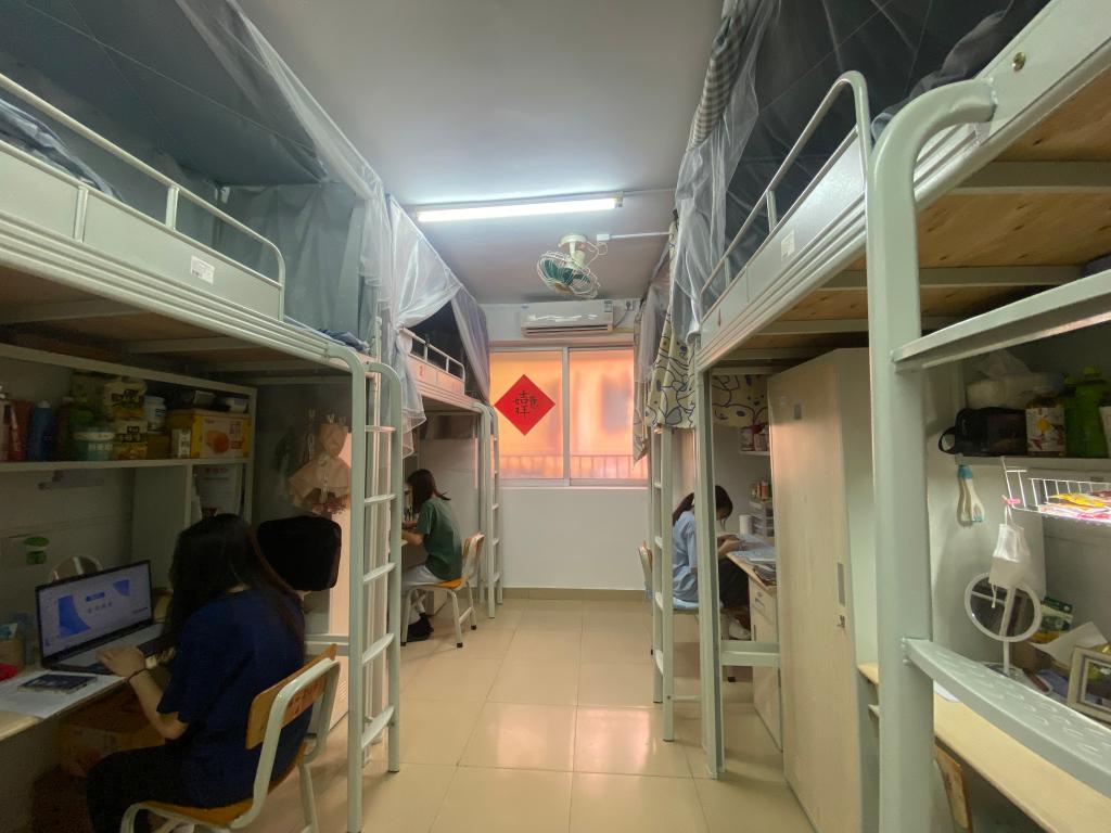 图:获得“十佳宿舍”的宿舍现场